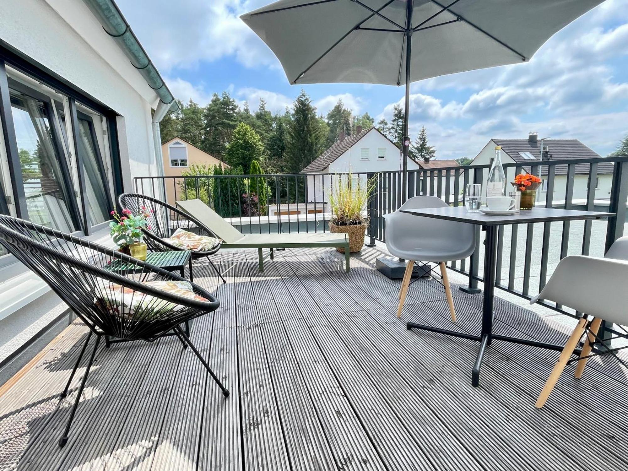 Apartment Living Schwabach Bagian luar foto